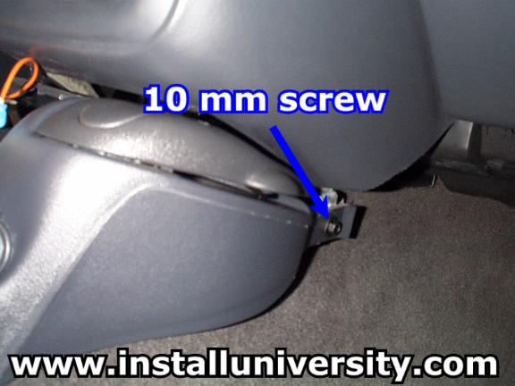 passenger_floorboard_screw