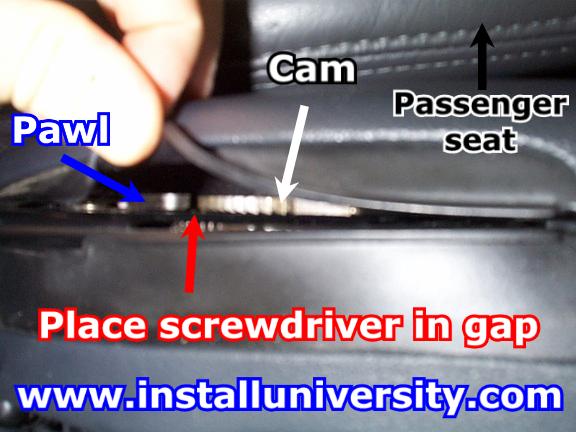 pawl_cam_locator
